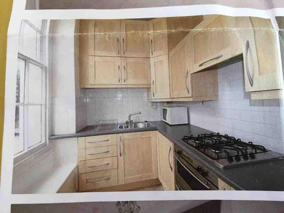 Stunning Arty Apartment In The Heart Of Clifton Бристоль Экстерьер фото